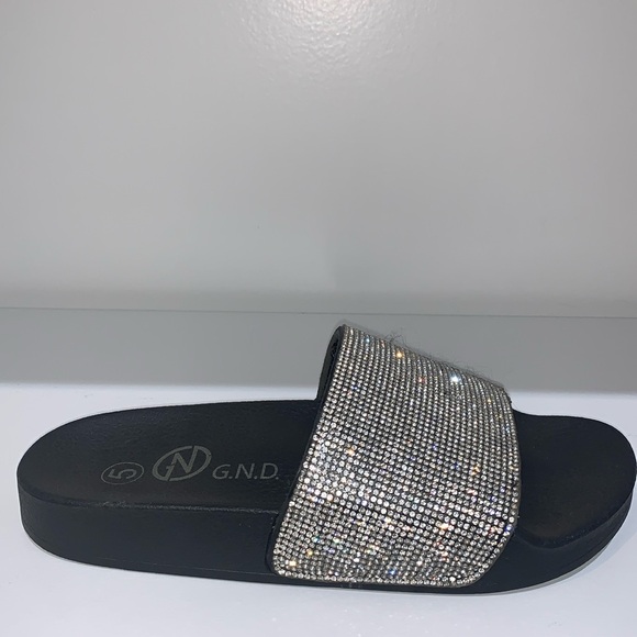 SPARKLY RHINESTONE BLACK SLIDES - Picture 4 of 8